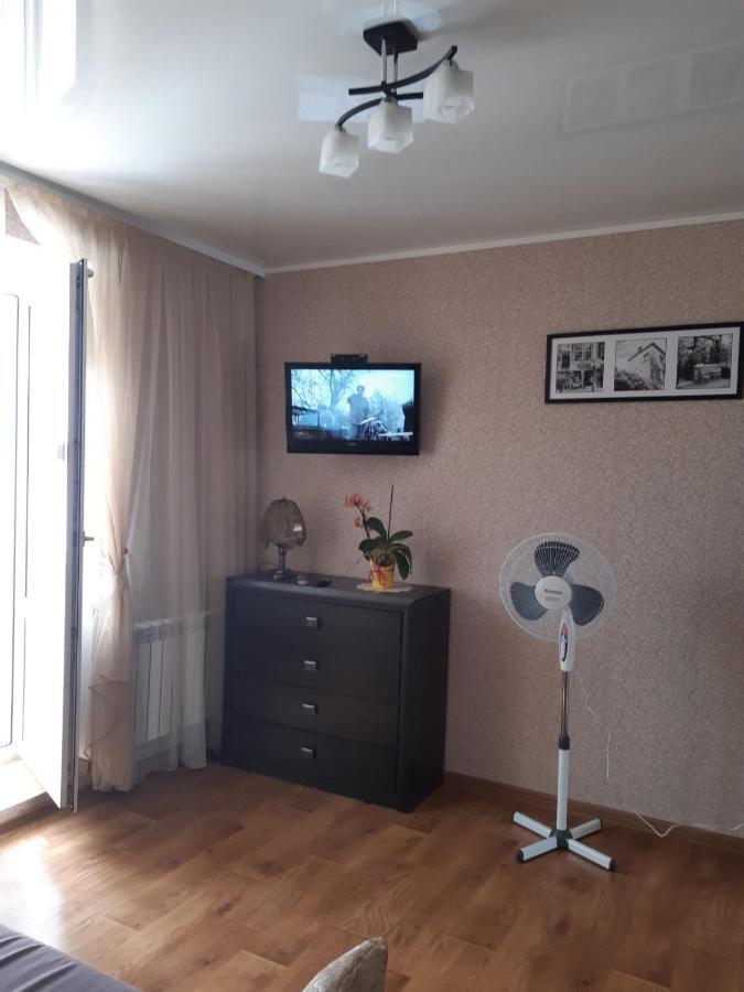 Appartement Однокімнатна à Chepetivka Extérieur photo